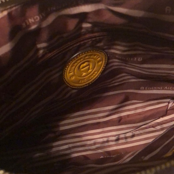 Vintage Baguette Etienne Aigner Stonebridge Handbag - Picture 2 of 3